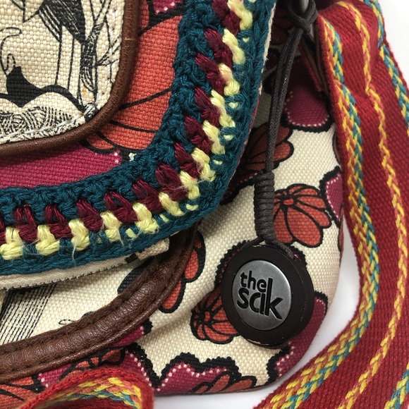 SOLD! Sakroots Peace Purse - Picture 5 of 8